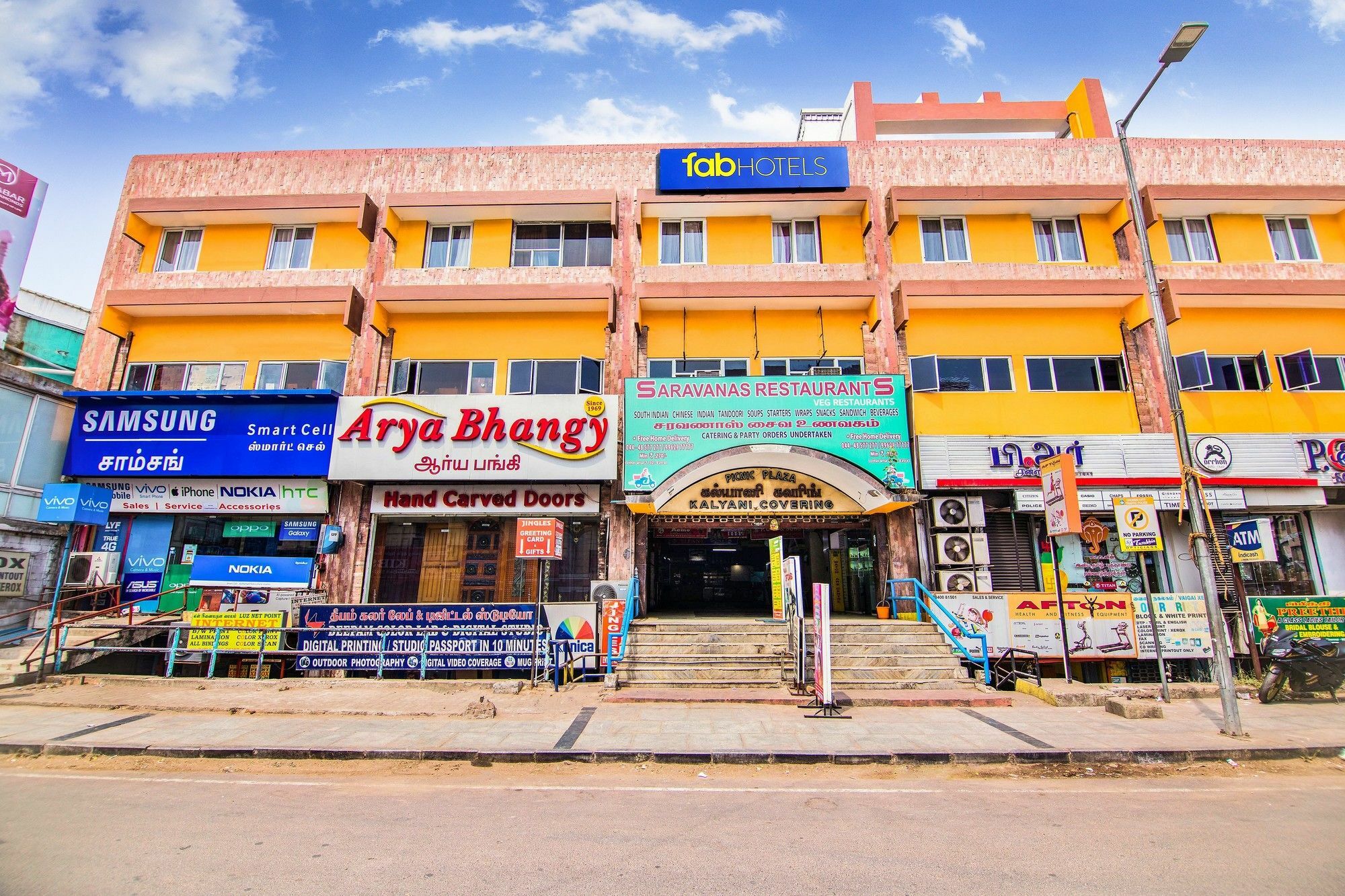 Fabexpress Picnic Plaza Mylapore Chennai Exteriör bild